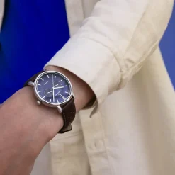 Montre Homme ESSENTIAL Argenté Cadran Bleu Bracelet Cuir perforé Brun 20 MM