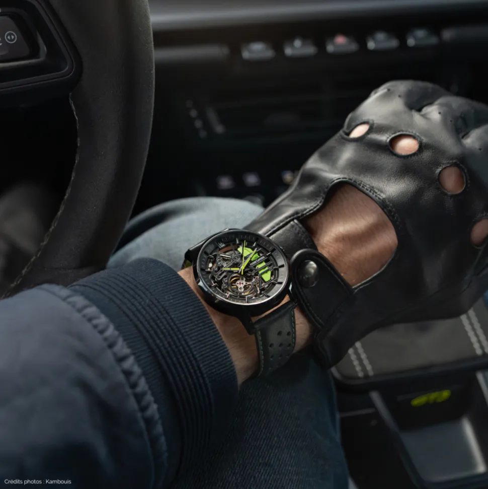 Montre Homme PADDOCK Cadran Noir Bracelet Cuir Noir